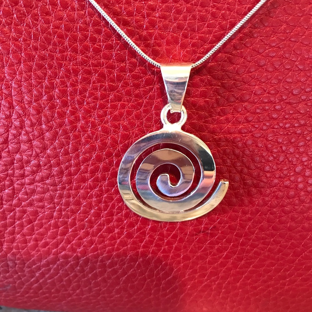 SS High Polished Swirl Necklace w/ Snake Chain